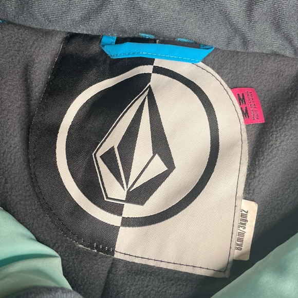 Volcom Kitty Snow Pants - Picture 12 of 15